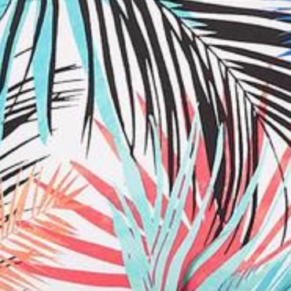 JAG Swimwear Tropical-Print Cross-Back Tankini Top - Picture 2 of 9